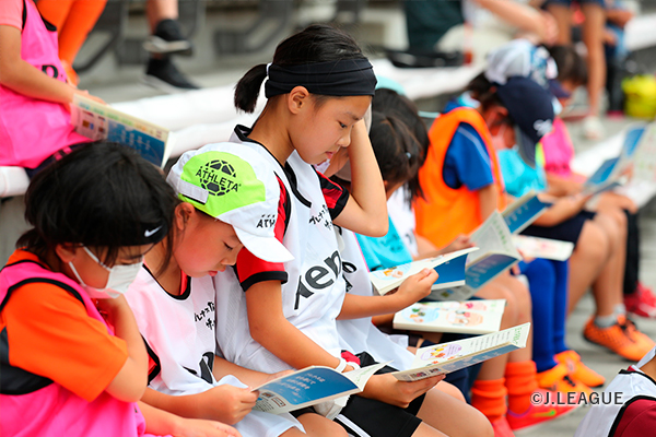写真:自己紹介と食育のお話